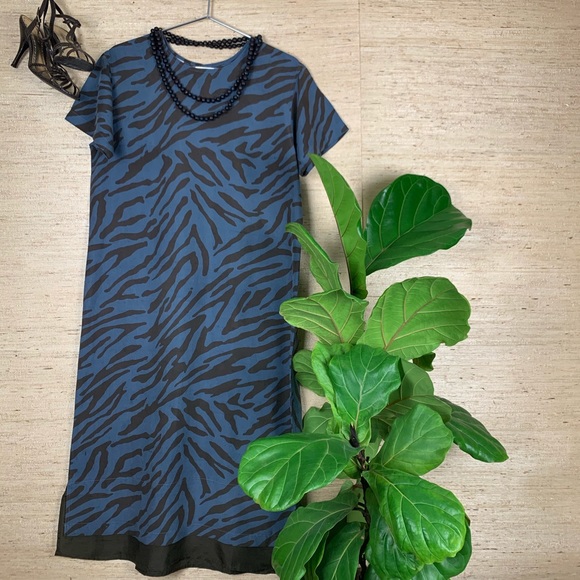 debra deRoo Silk Animal Print Maxi Dress - Picture 7 of 8